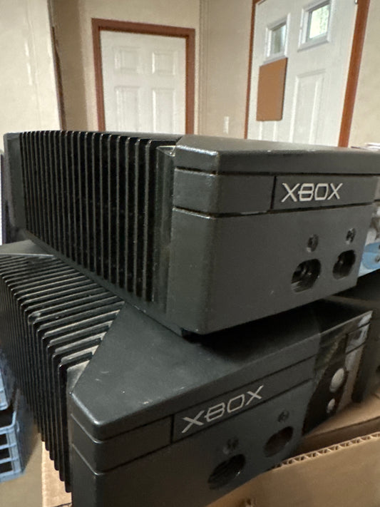 2 Broken Xbox Consoles